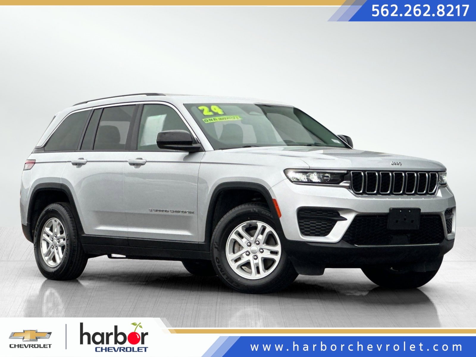 Used 2024 Jeep Grand Cherokee Laredo