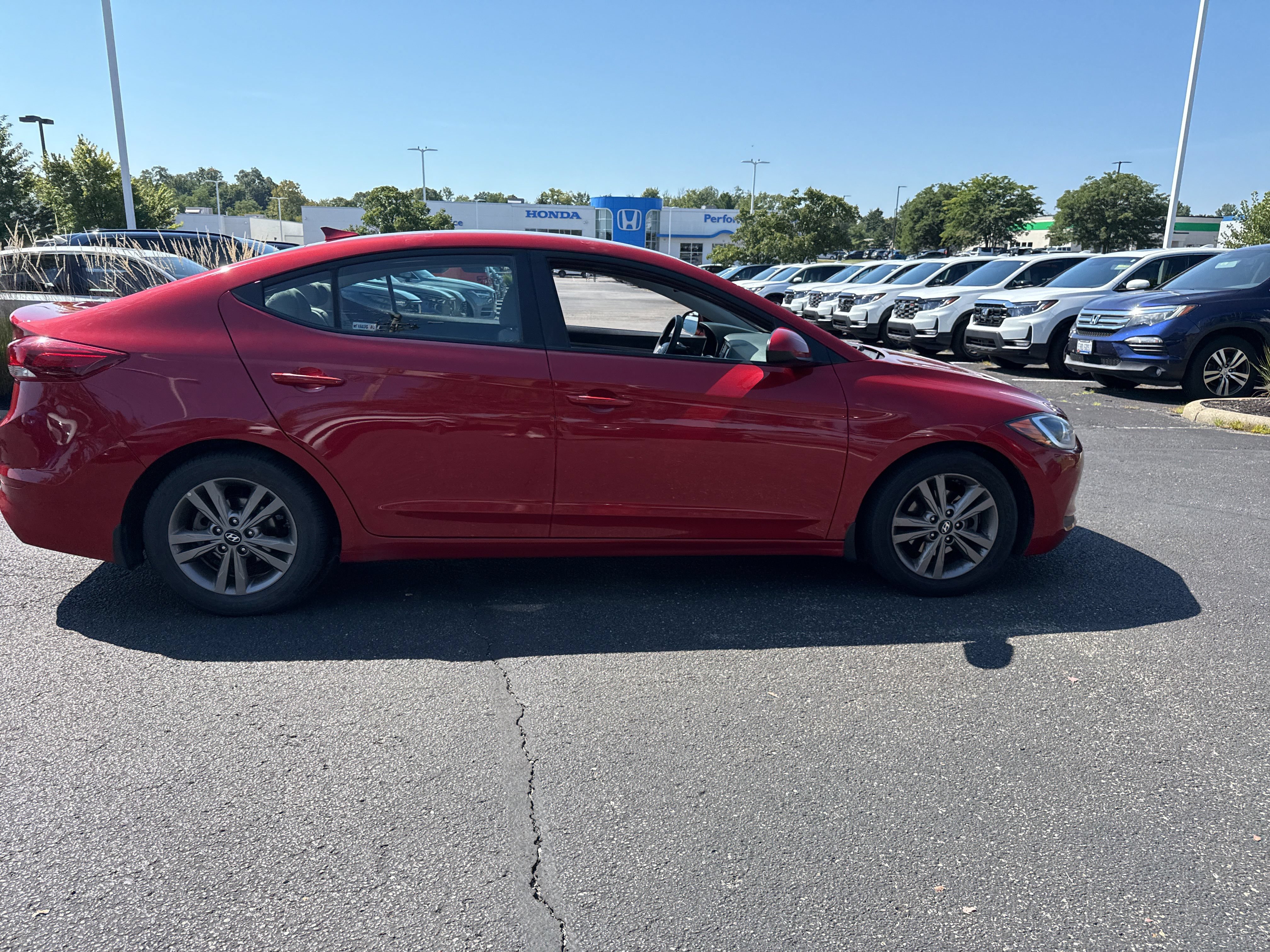Used 2018 Hyundai Elantra SEL w/ Cargo Package FWD image 16
