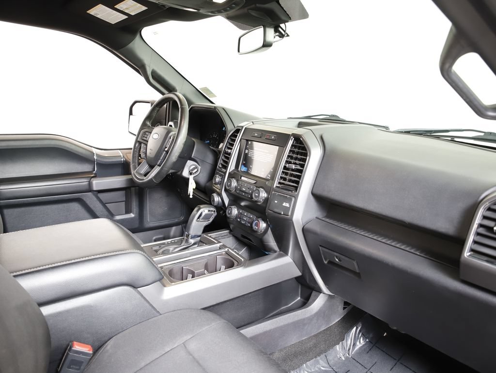 Used 2019 Ford F150 XLT w/ Equipment Group 302A Luxury AWD/4WD image 9