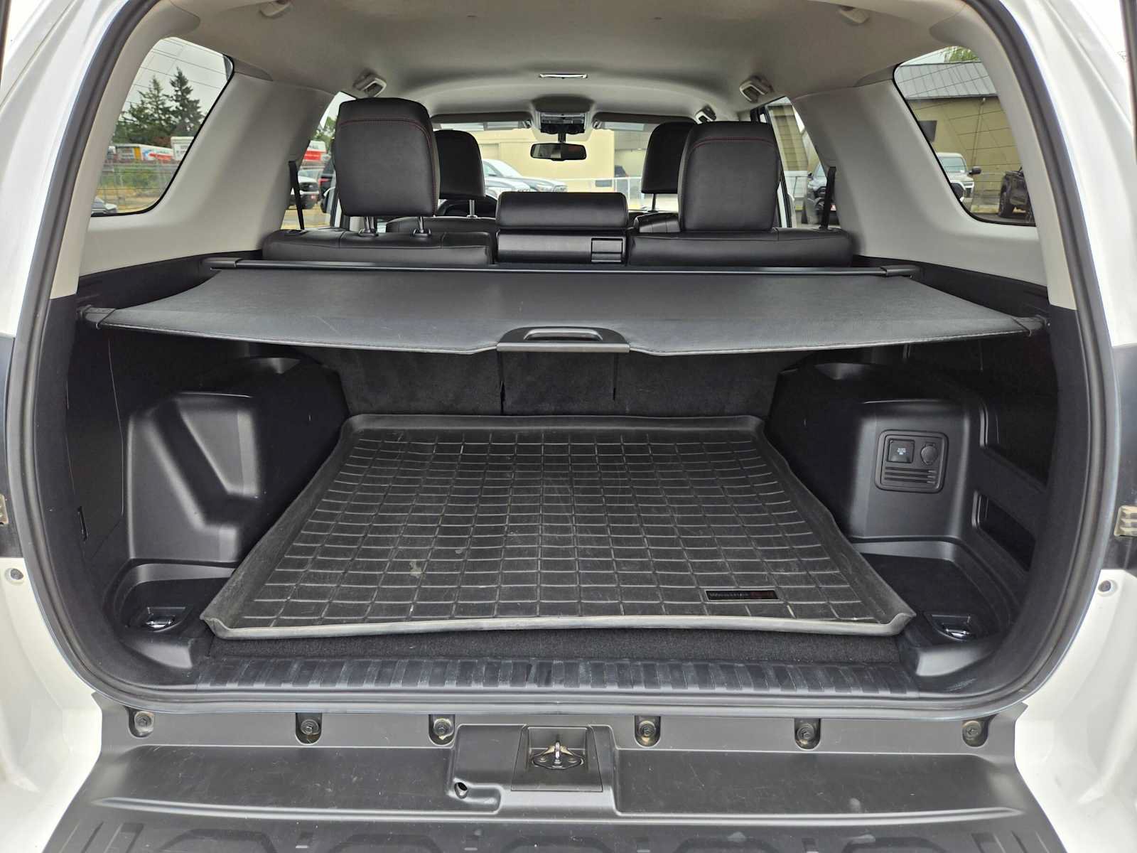 Used 2019 Toyota 4Runner TRD Off-Road Premium AWD/4WD image 16