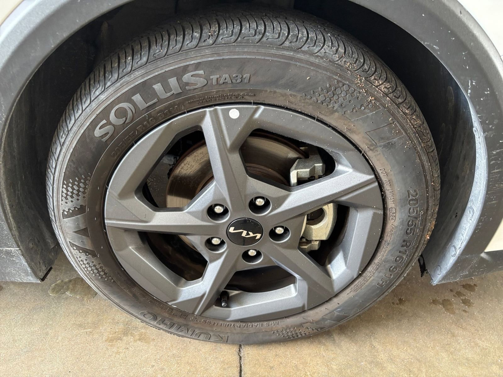 Used 2025 Kia K4 FWD image 29