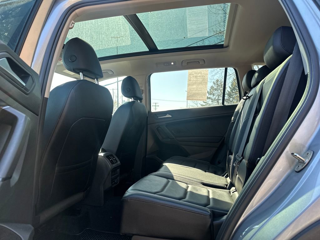 Used 2019 Volkswagen Tiguan SEL Premium AWD/4WD image 13