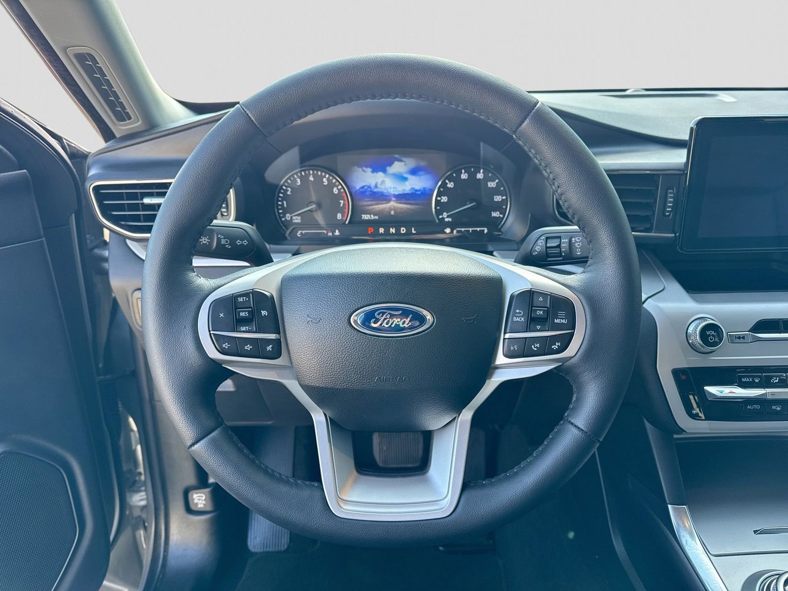 Certified 2024 Ford Explorer XLT w/ Equipment Group 202A image 25