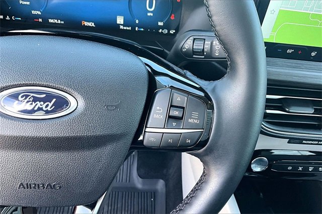 Certified 2025 Ford Escape Platinum image 19