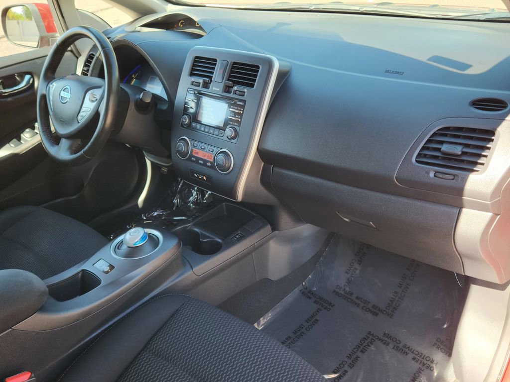 Used 2015 Nissan Leaf S w/ Charge Package image 14