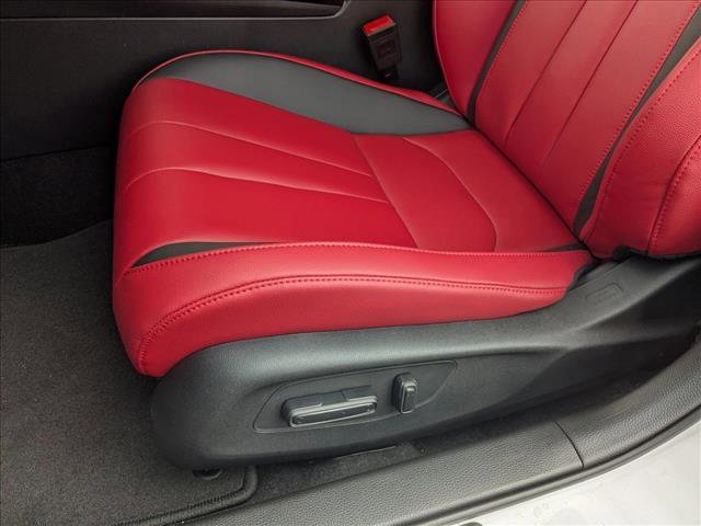 Used 2026 Acura Integra A-Spec image 4
