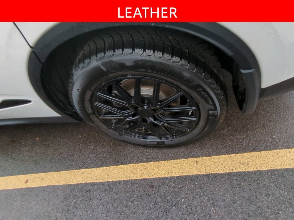 Used 2023 Acura MDX A-Spec AWD/4WD image 5