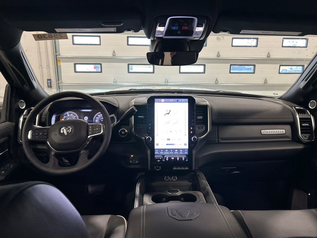 New 2025 RAM 2500 Laramie AWD/4WD image 28