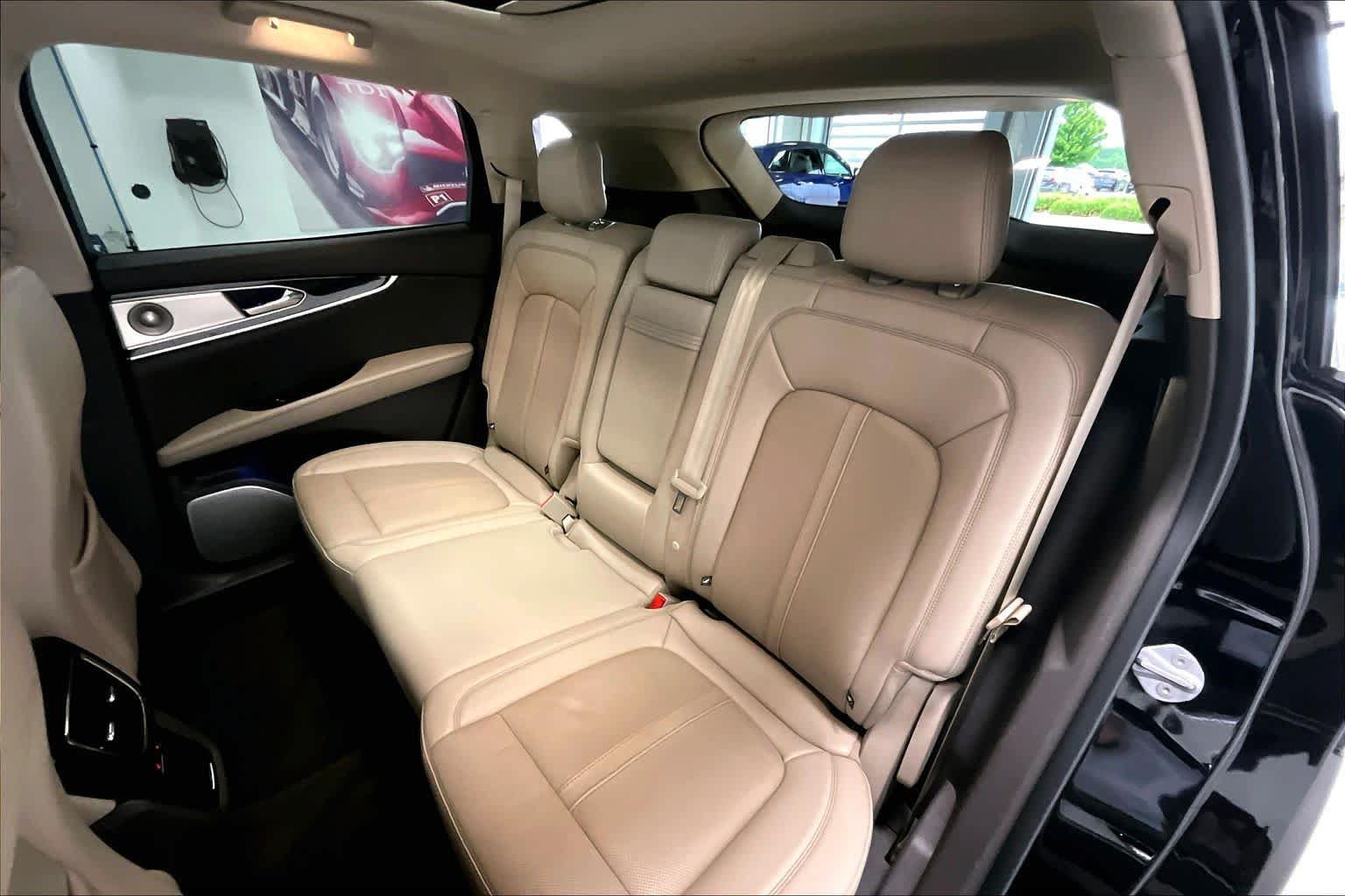 Used 2023 Lincoln Nautilus Reserve w/ Equipment Group 202A AWD/4WD image 26