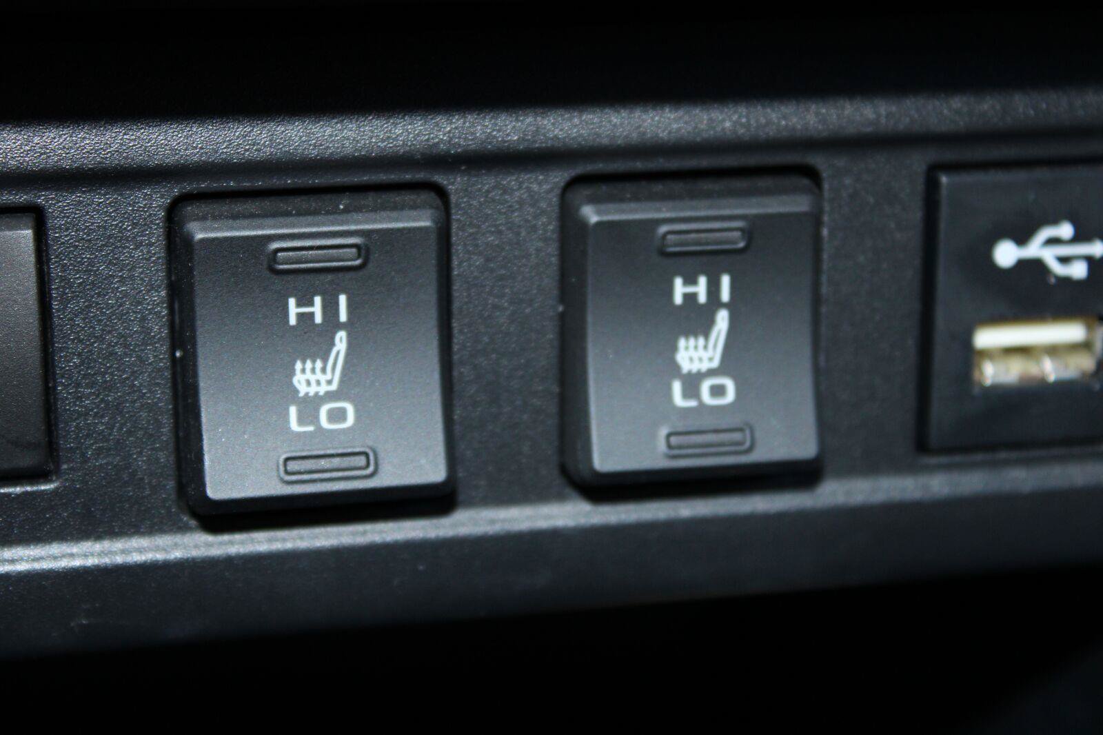 Used 2022 Toyota Corolla Cross XLE w/ Convenience Package FWD image 26