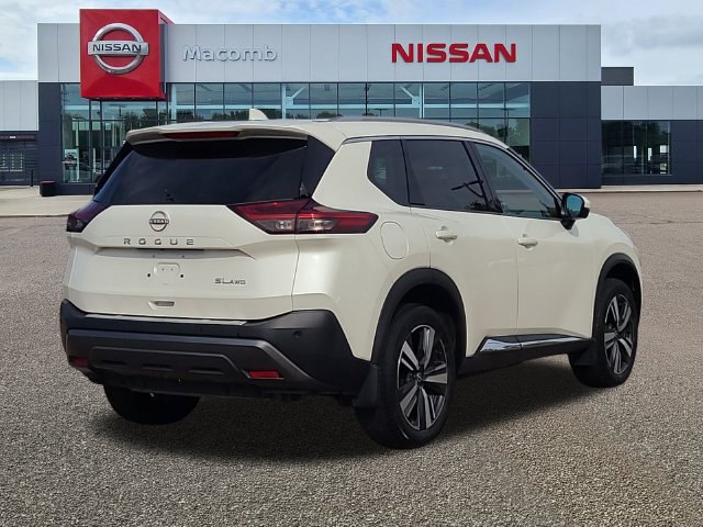Used 2023 Nissan Rogue SL AWD/4WD image 7