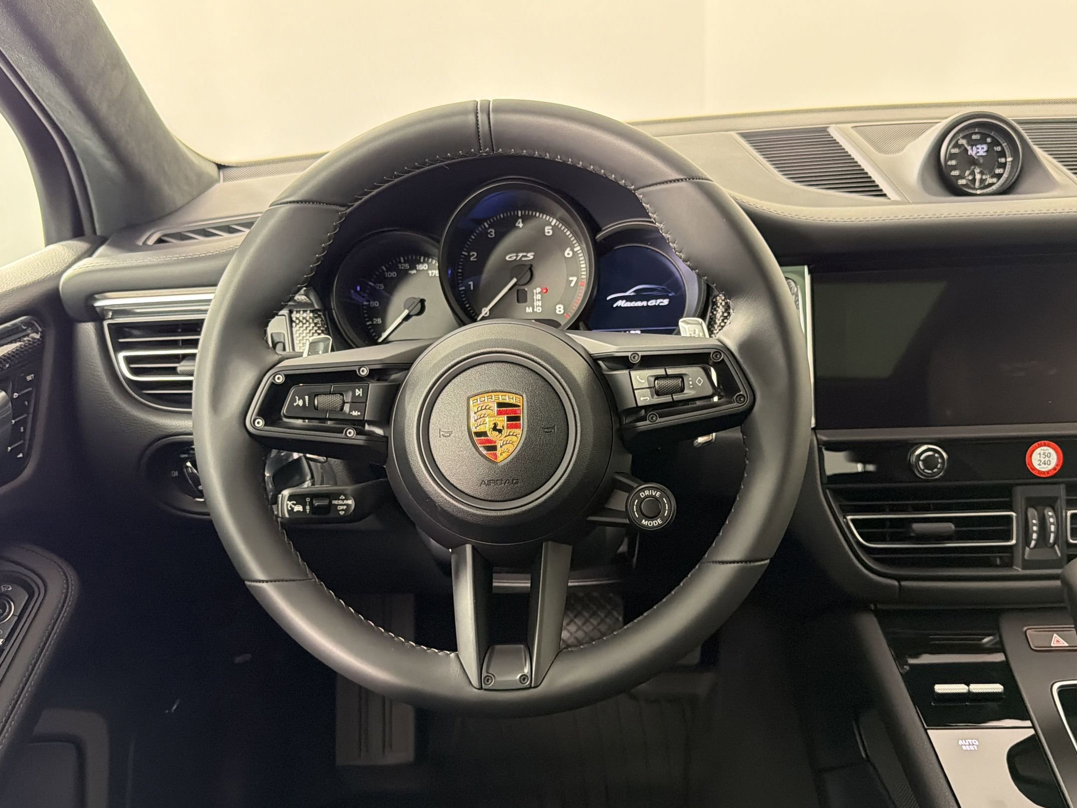 New 2026 Porsche Macan GTS AWD/4WD image 21
