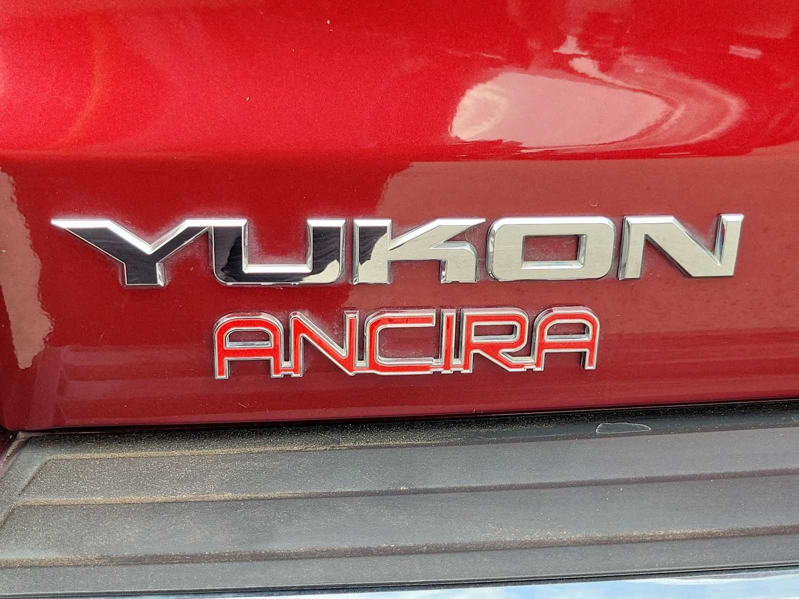 Used 2019 GMC Yukon Denali RWD image 11