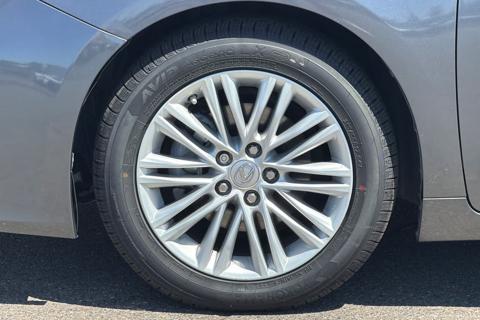 Used 2018 Lexus ES 350 w/ Accessory Package FWD image 30