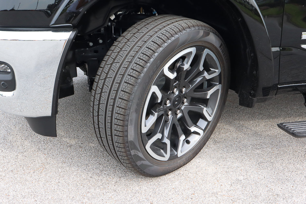 Used 2026 RAM 1500 Limited AWD/4WD image 20