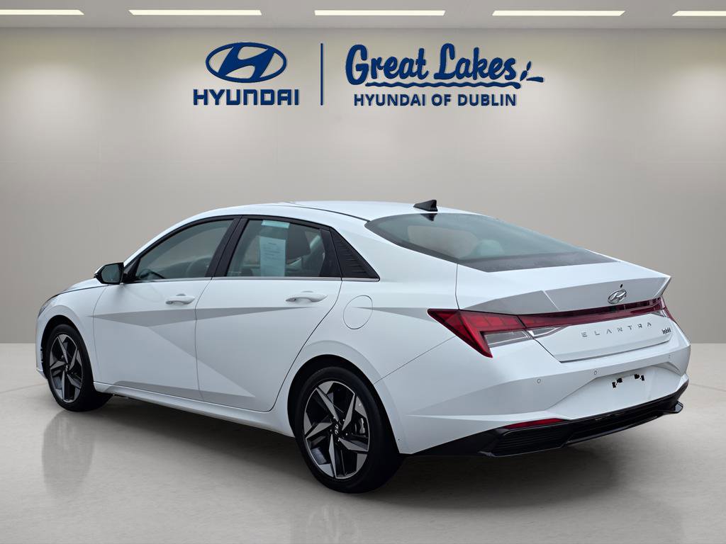 Used 2023 Hyundai Elantra Limited w/ Cargo Package image 3