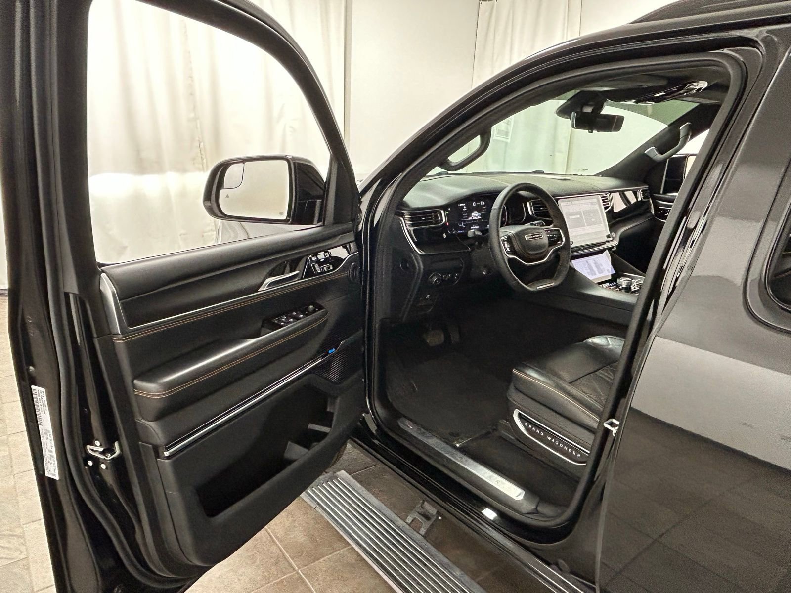 Used 2024 Jeep Grand Wagoneer L Series III w/ Rear Seat Video Group 1 image 23