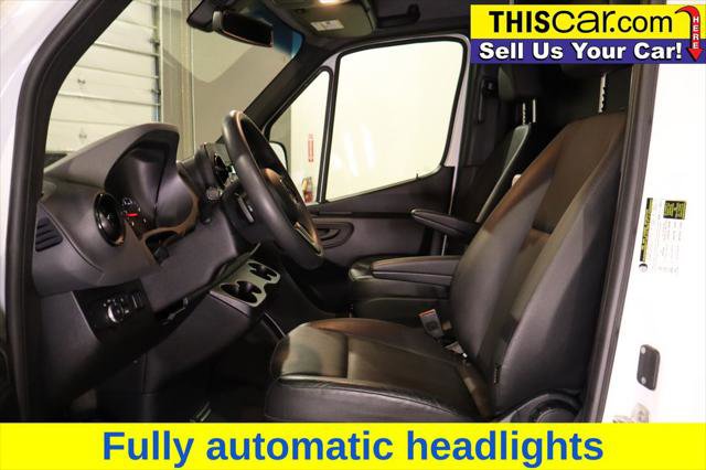 Used 2020 Mercedes-Benz Sprinter 2500 image 19