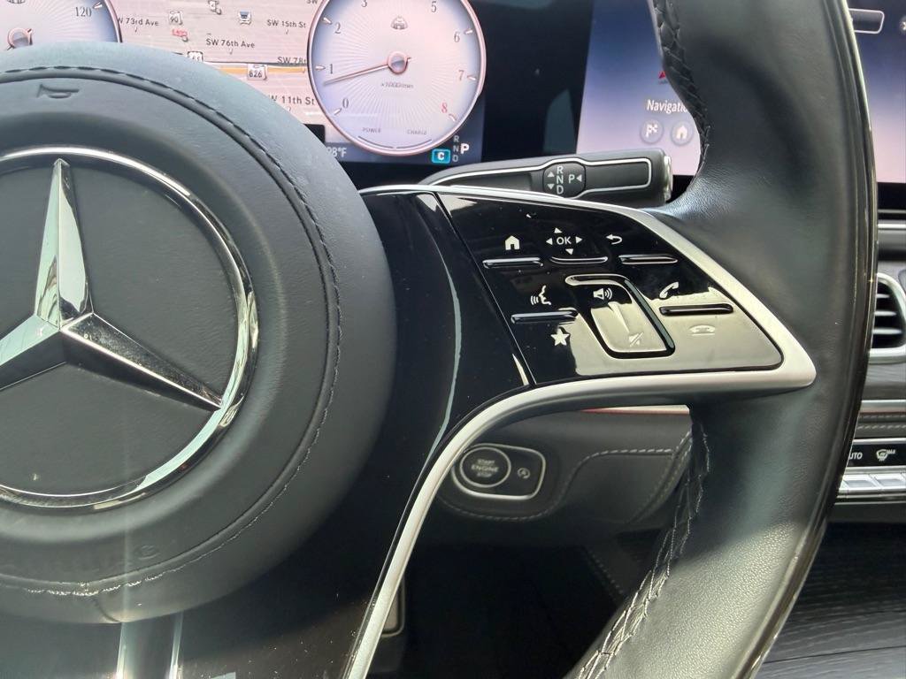 Used 2024 Mercedes-Benz Maybach GLS 600 4MATIC image 31