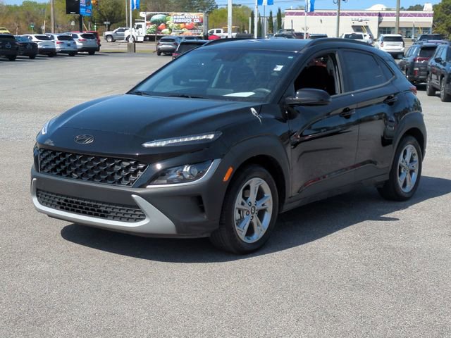 Used 2023 Hyundai Kona SEL image 7