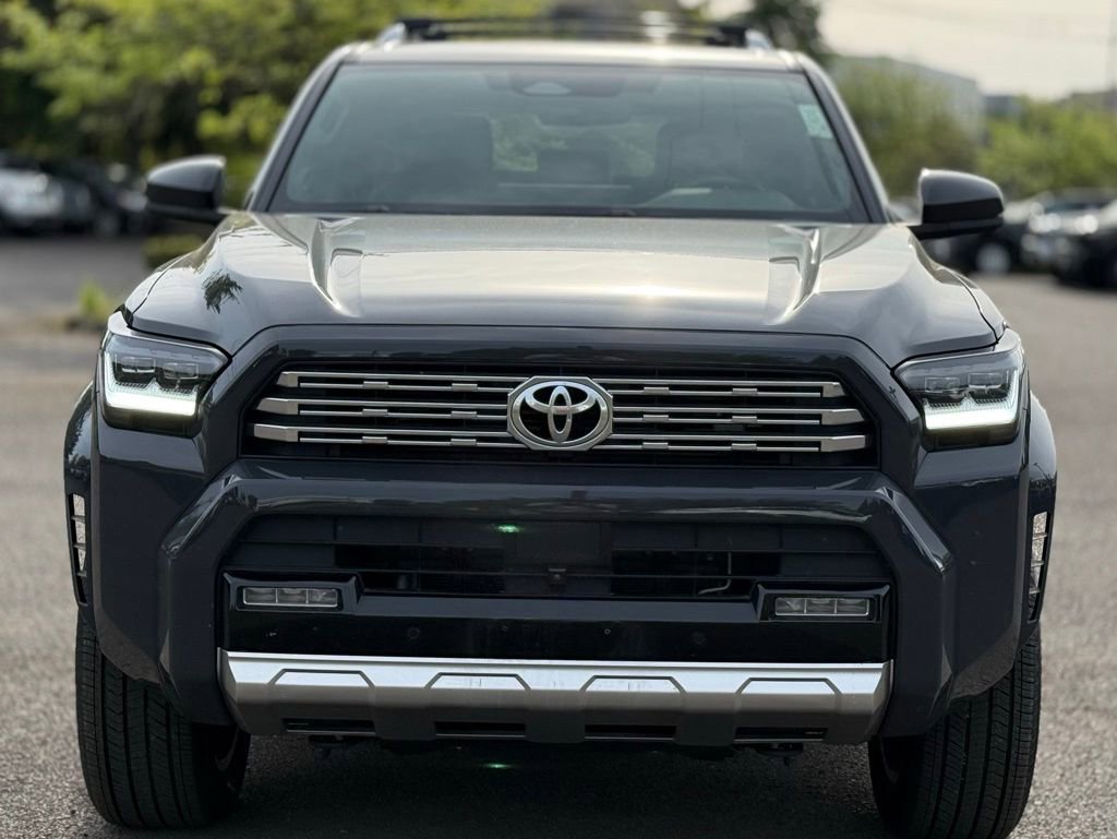 Used 2025 Toyota 4Runner Limited w/ Tow Technology Package AWD/4WD image 8