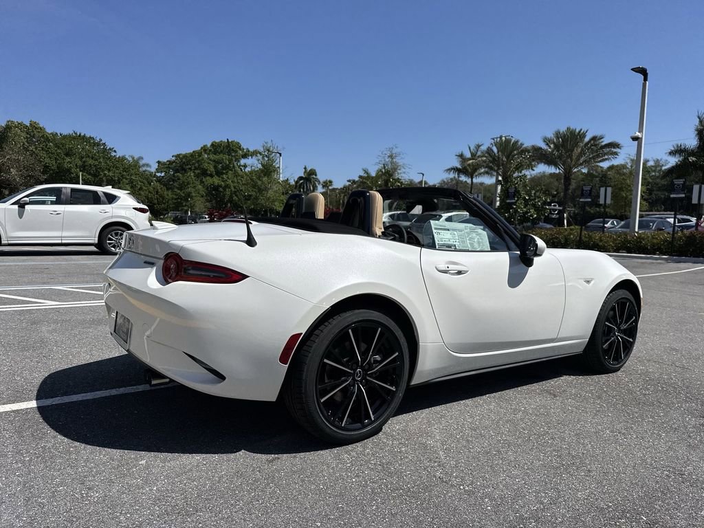 New 2026 MAZDA MX-5 Miata Grand Touring image 25