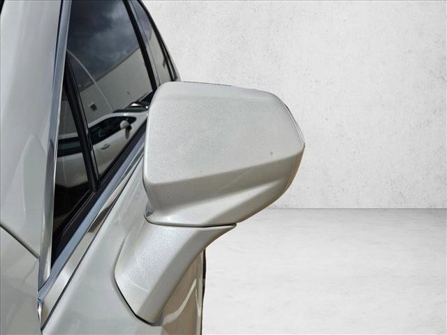 Used 2023 Cadillac XT4 Luxury FWD image 12