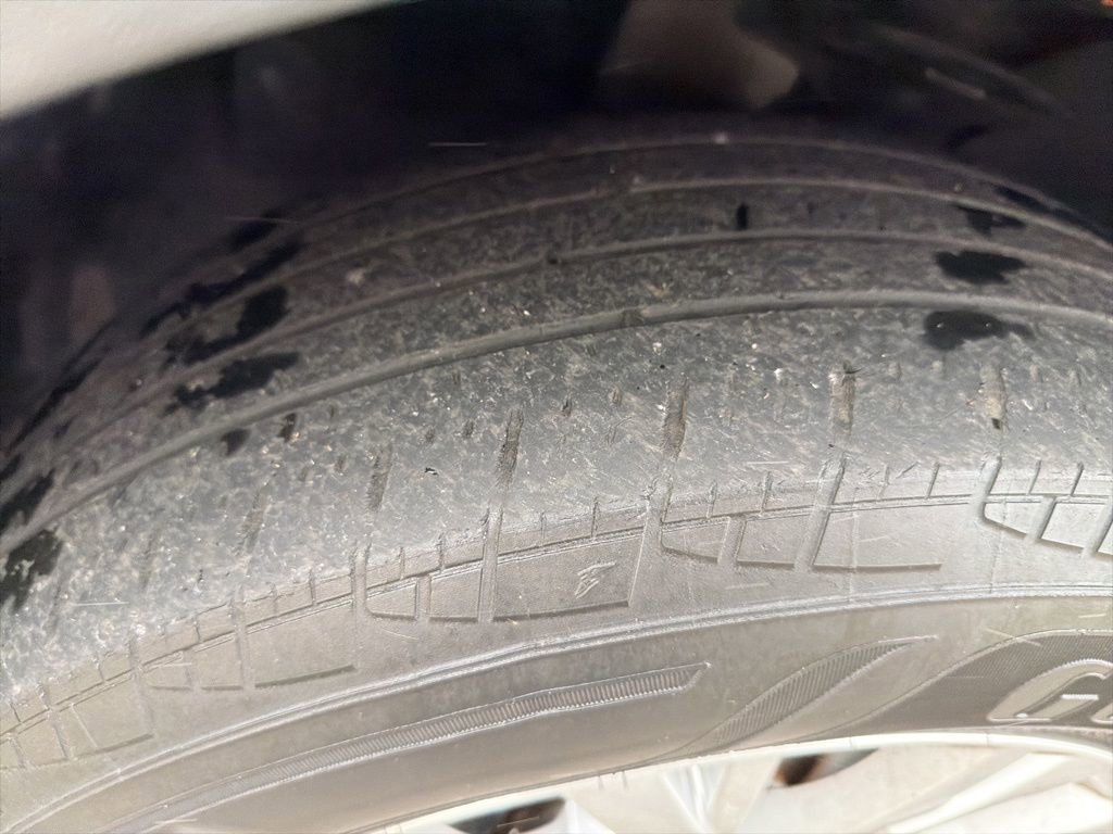 Used 2020 Volkswagen Tiguan S image 4