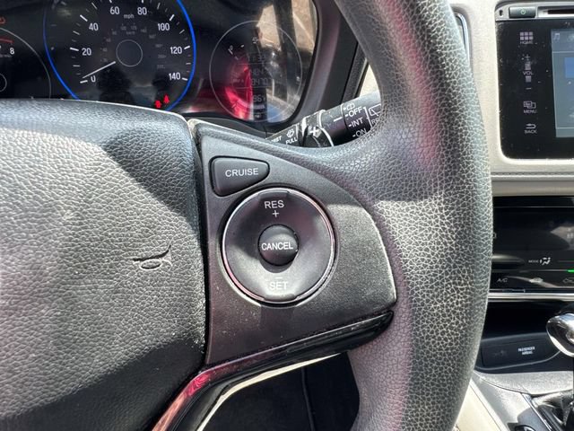 Used 2017 Honda HR-V EX image 29