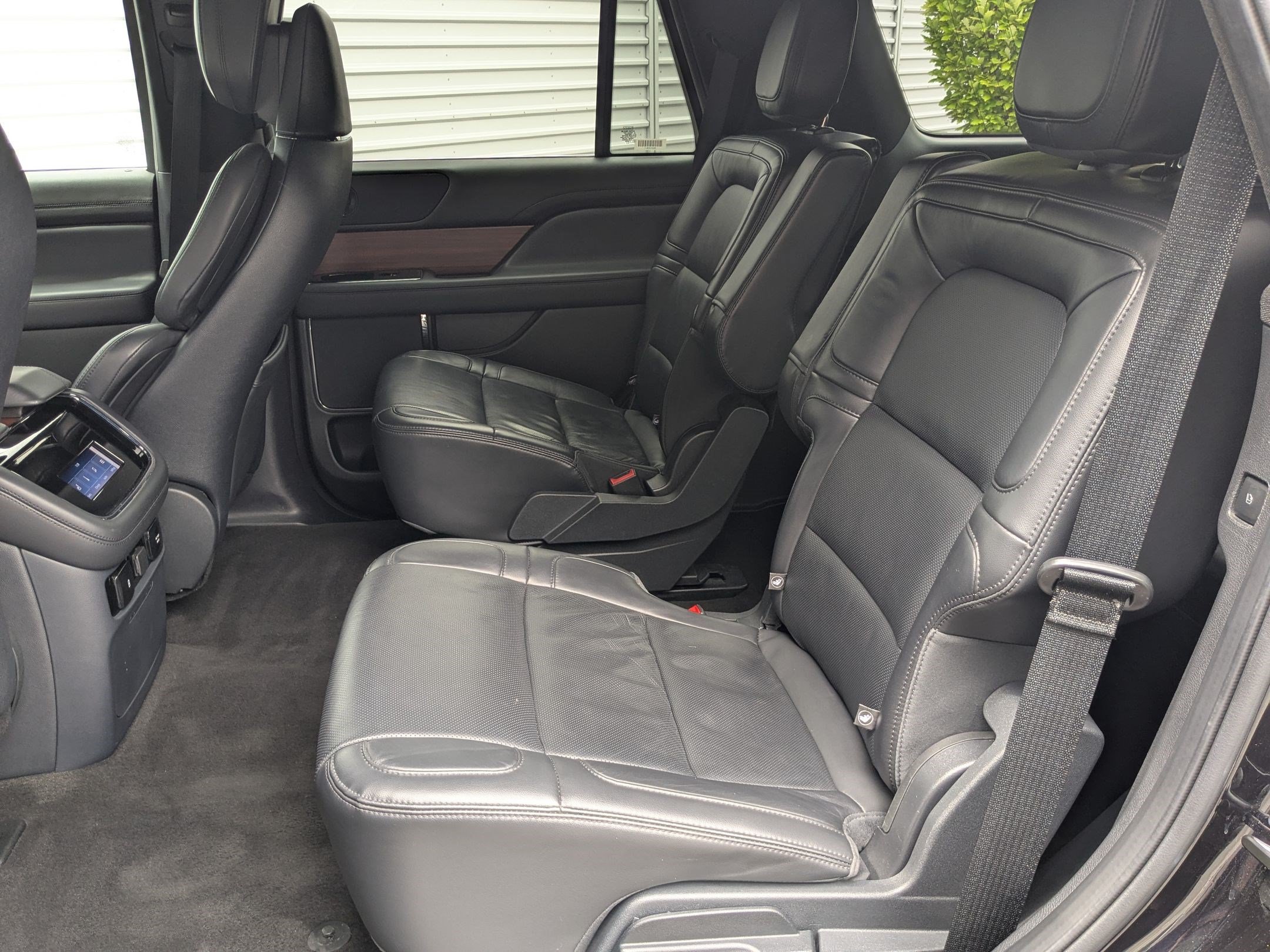 Used 2024 Lincoln Navigator Reserve AWD/4WD image 32