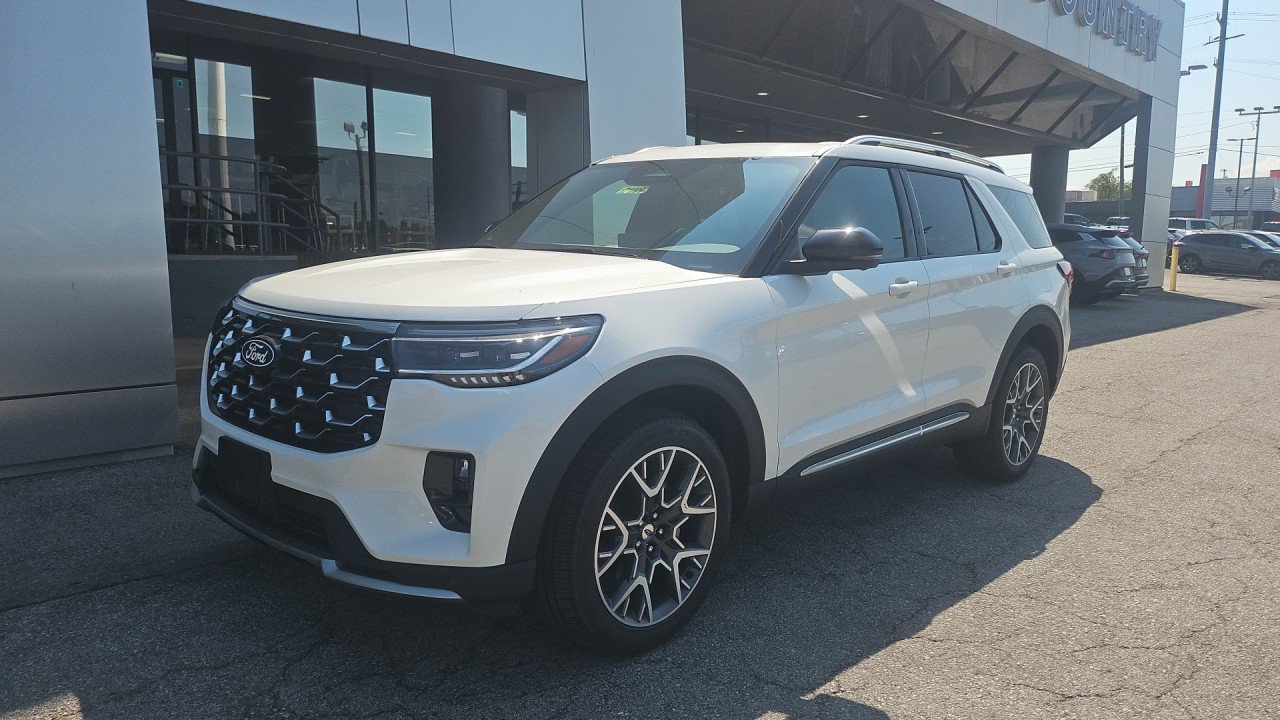 New 2027 Ford Explorer Platinum w/ 3.0L Ultimate Package AWD/4WD image 1