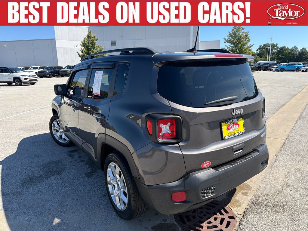 Used 2018 Jeep Renegade Latitude FWD image 6