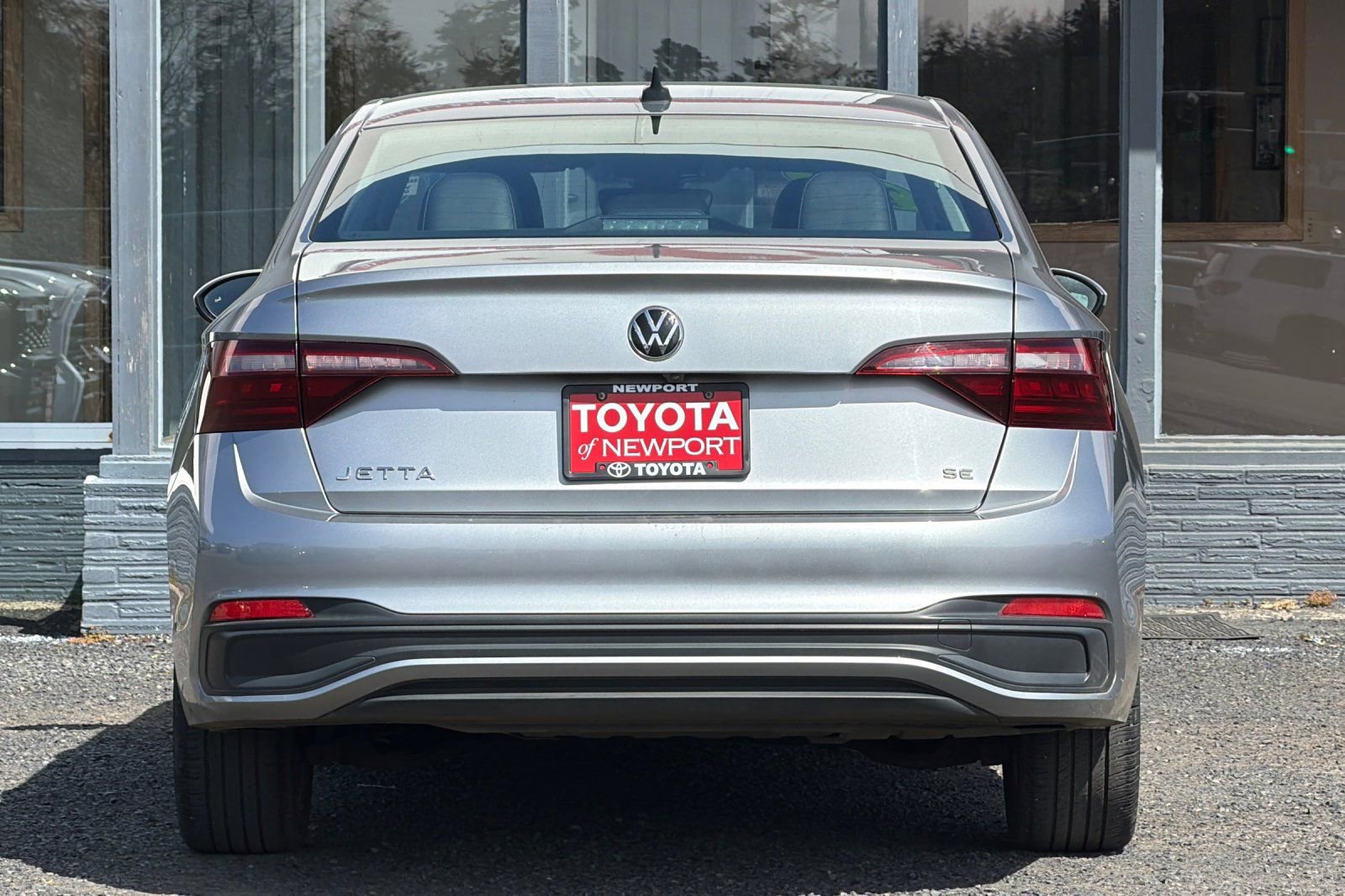 Used 2022 Volkswagen Jetta SE FWD image 5