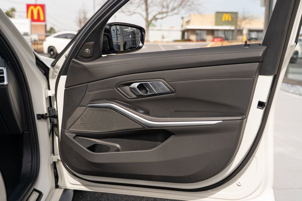 Used 2025 BMW M3 Competition w/ M Carbon Exterior Package image 22