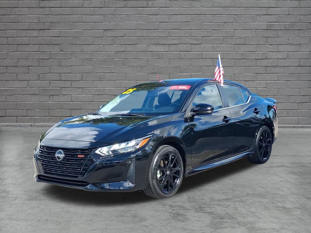 Used 2025 Nissan Sentra SR w/ Midnight Edition FWD image 4