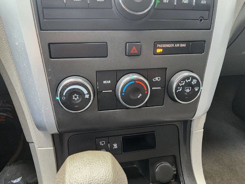 Used 2011 Chevrolet Traverse LS AWD/4WD image 19