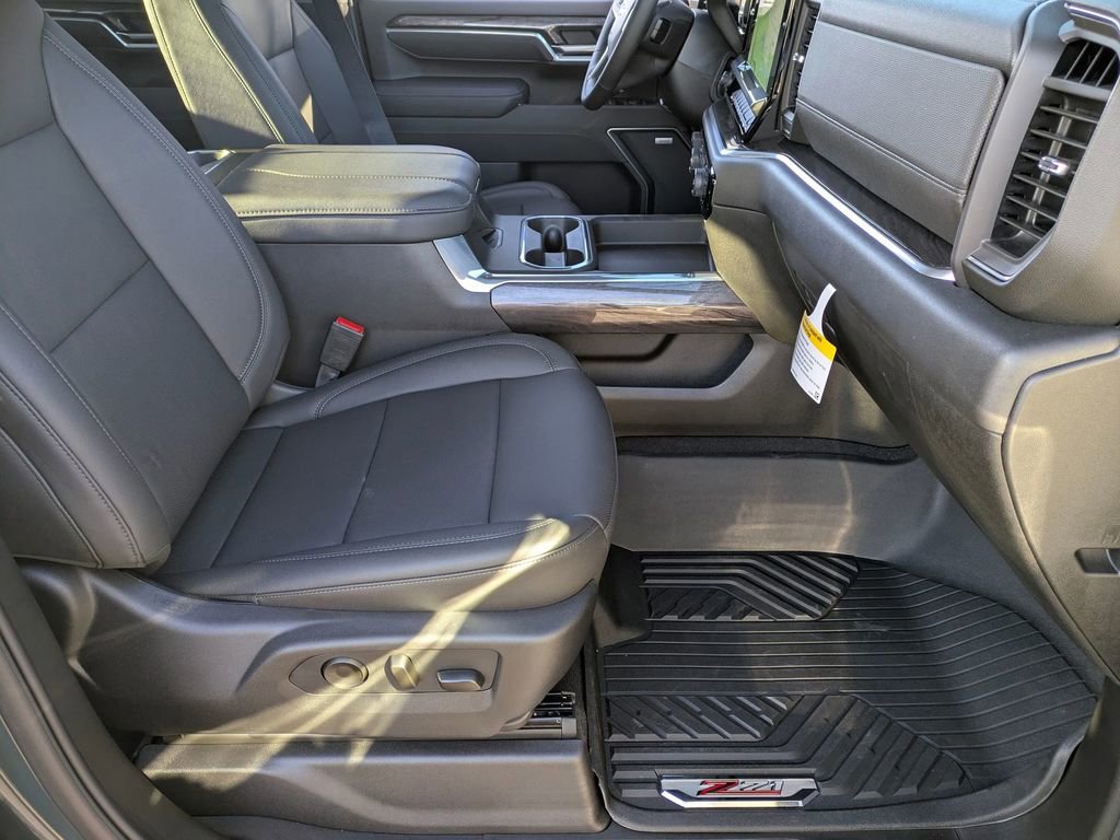 New 2026 Chevrolet Silverado 3500 LTZ w/ LTZ Plus Package image 38