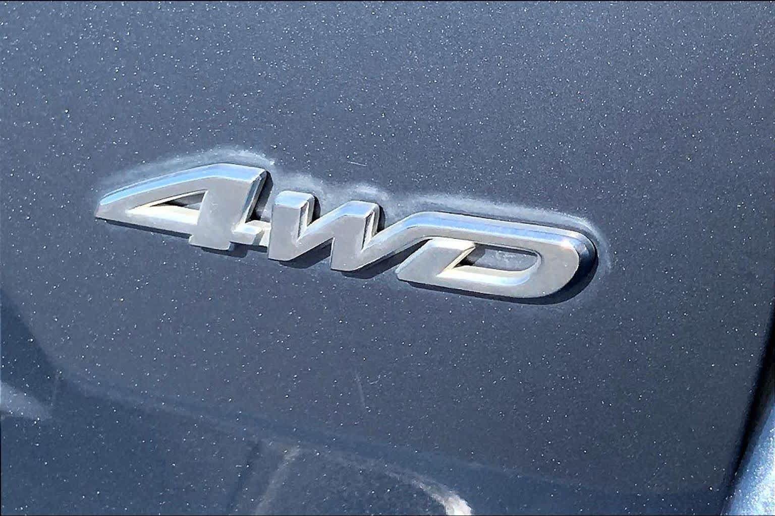 Used 2013 Toyota Highlander Limited AWD/4WD image 9