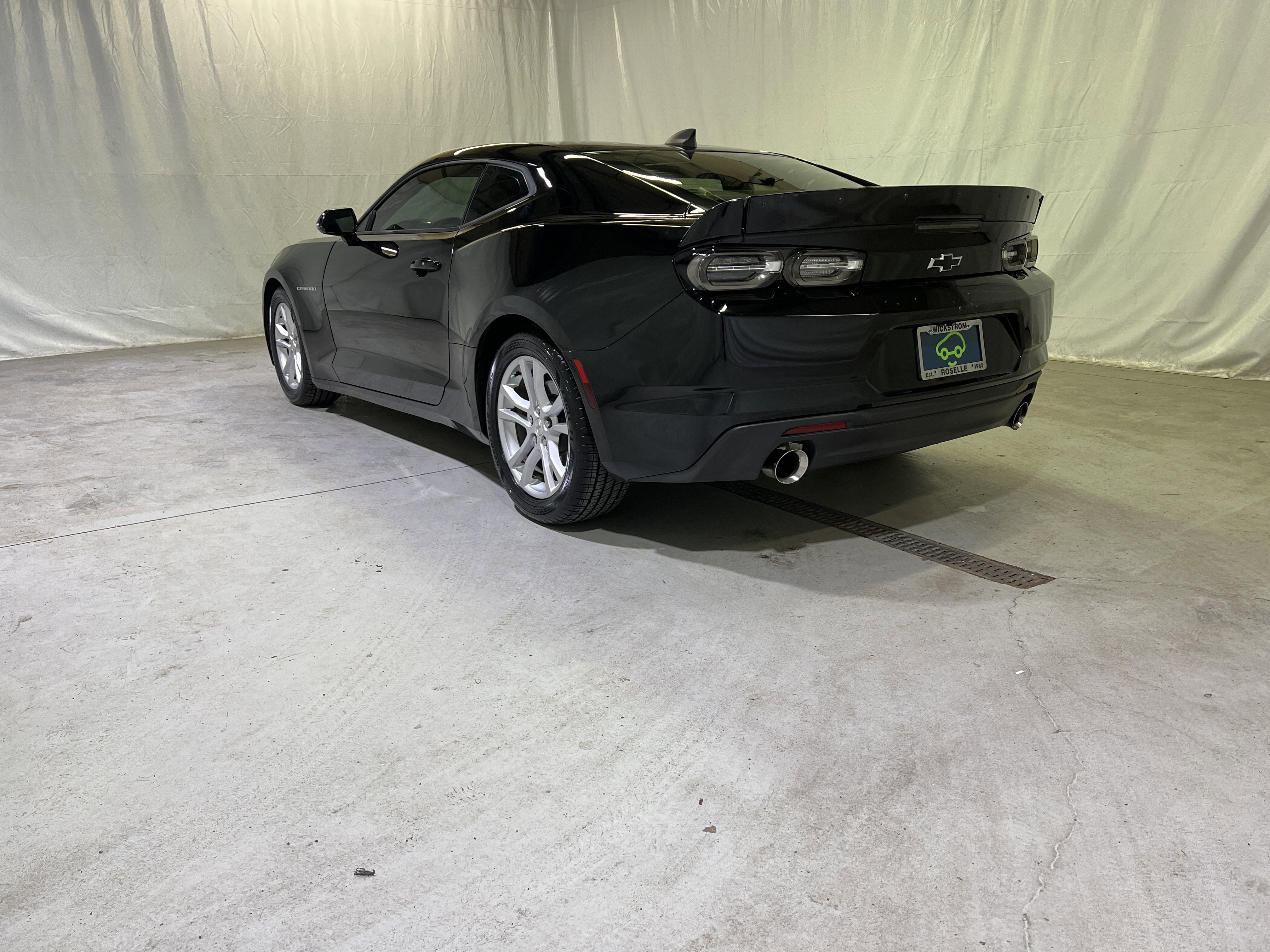 Used 2020 Chevrolet Camaro LS image 8
