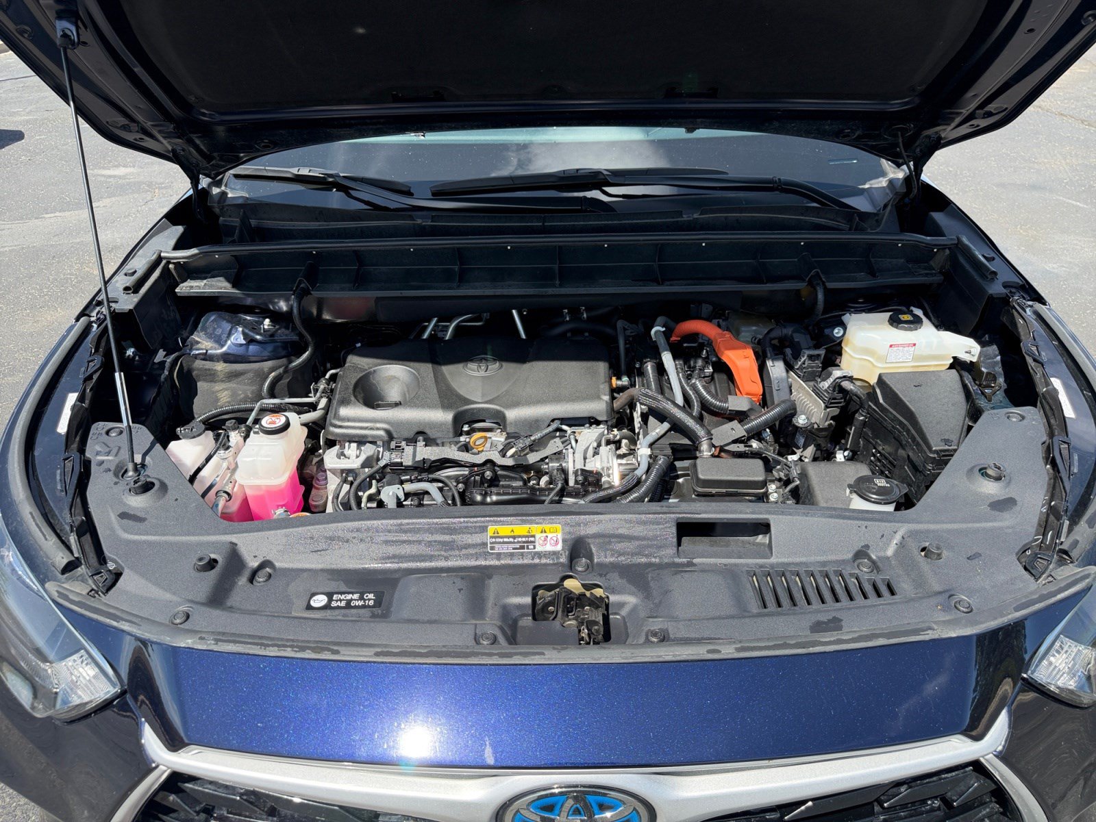 Used 2020 Toyota Highlander XLE AWD/4WD image 20