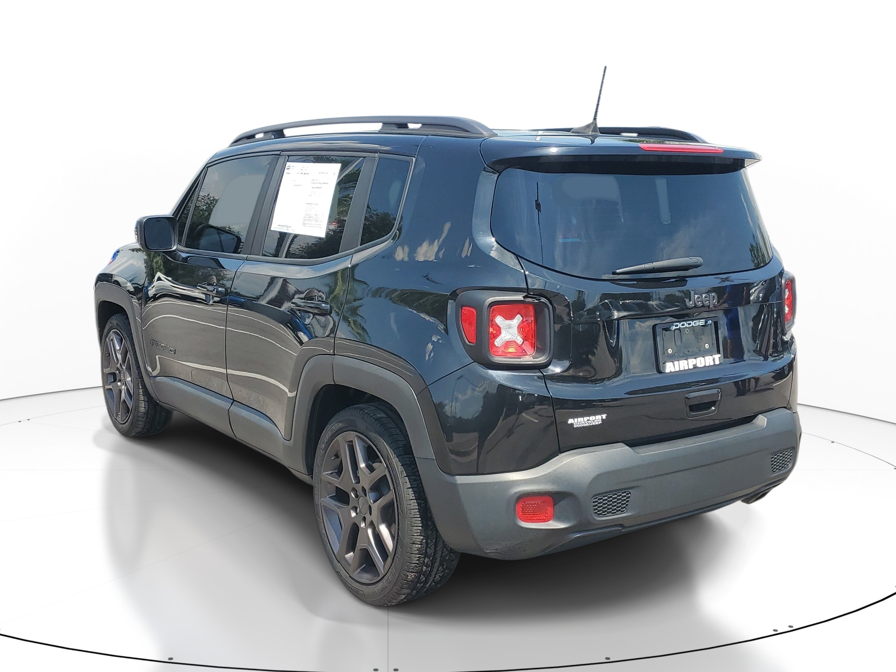 Used 2021 Jeep Renegade Latitude w/ Convenience Group FWD image 5