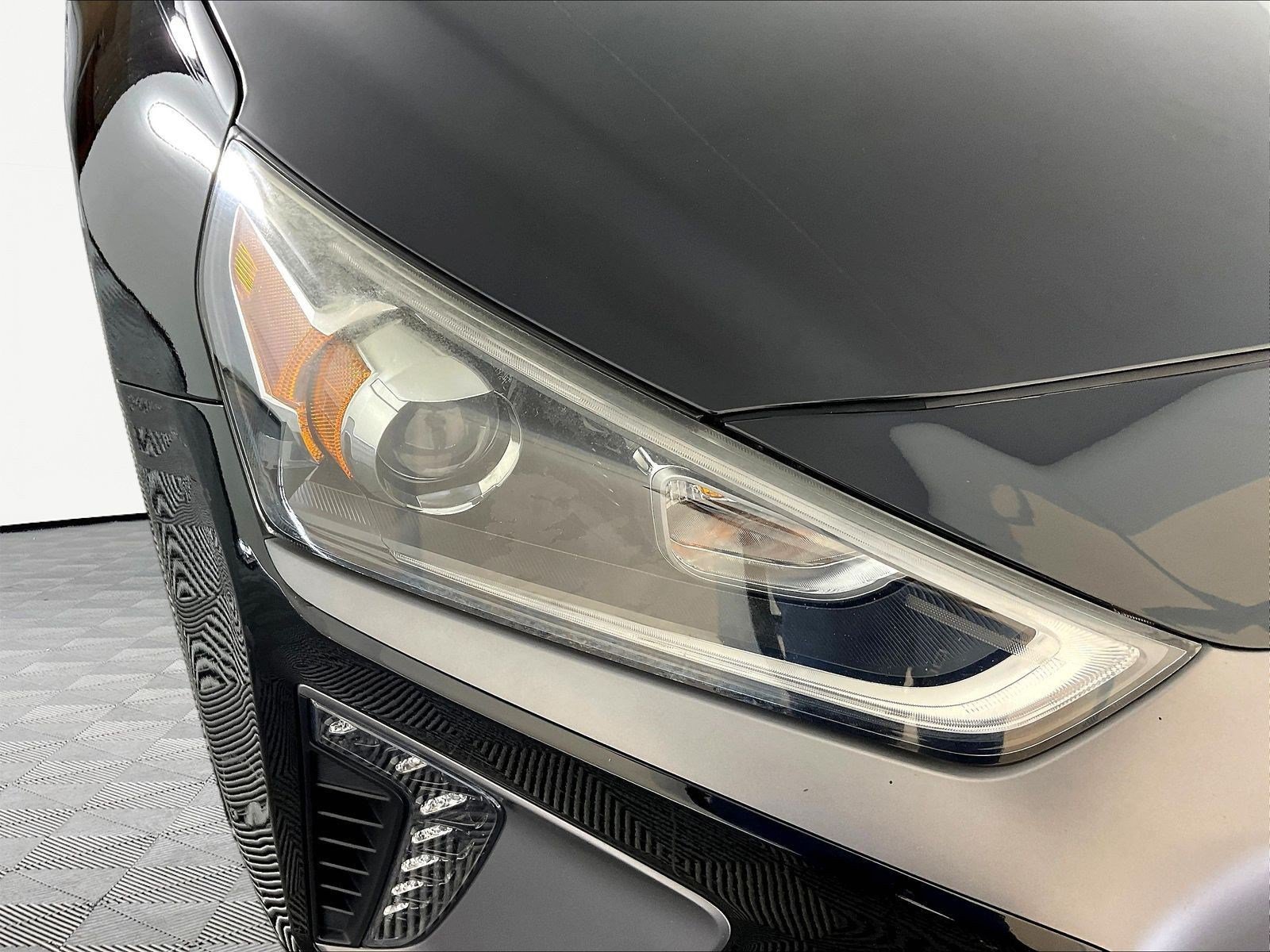 Used 2019 Hyundai Ioniq Limited FWD image 32