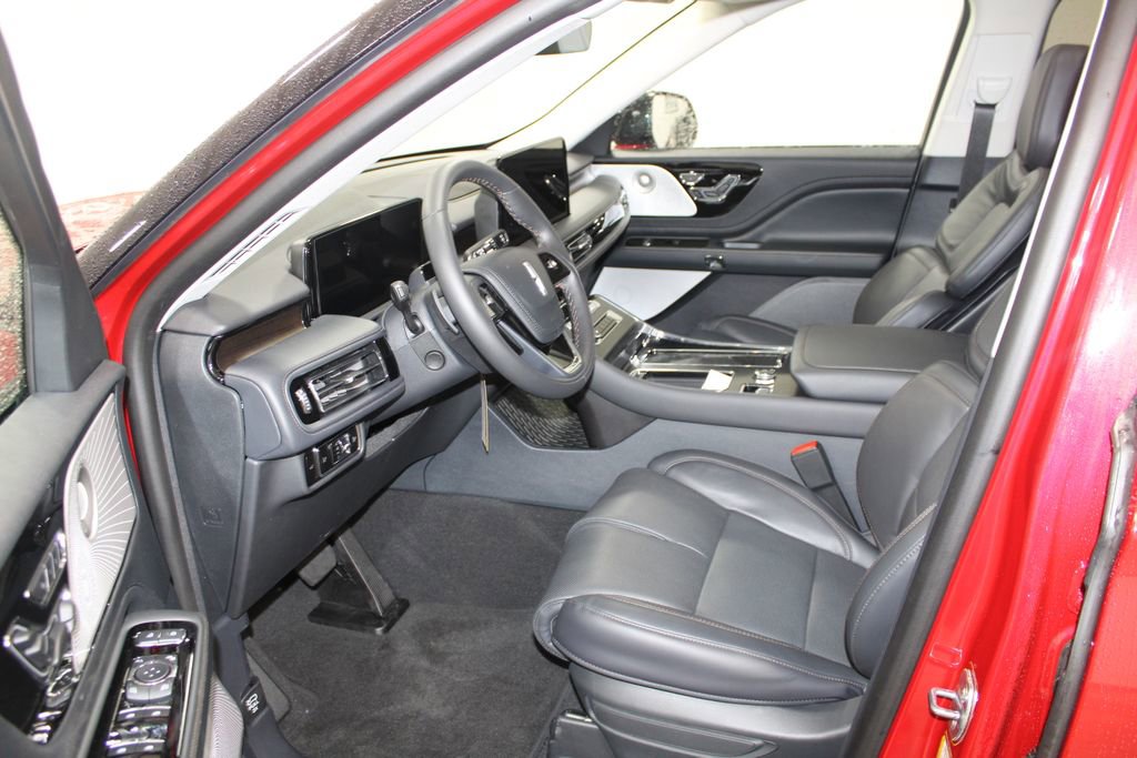 New 2026 Lincoln Aviator Reserve w/ Luxury Package RWD image 22