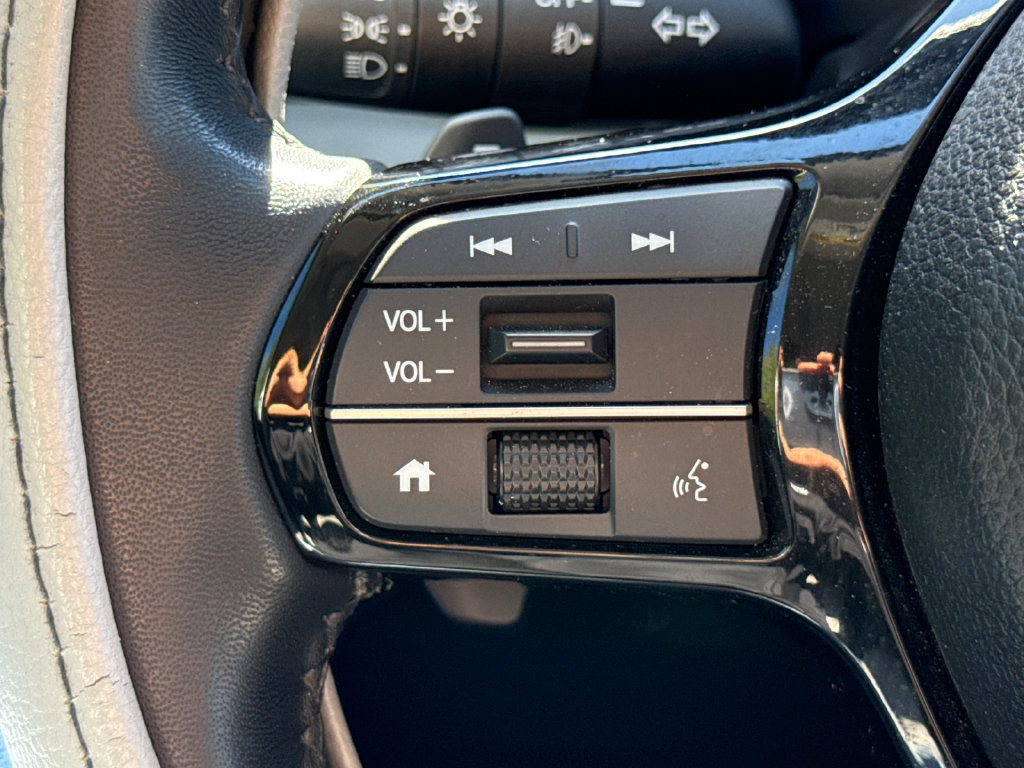 Used 2025 Honda Pilot Touring image 30