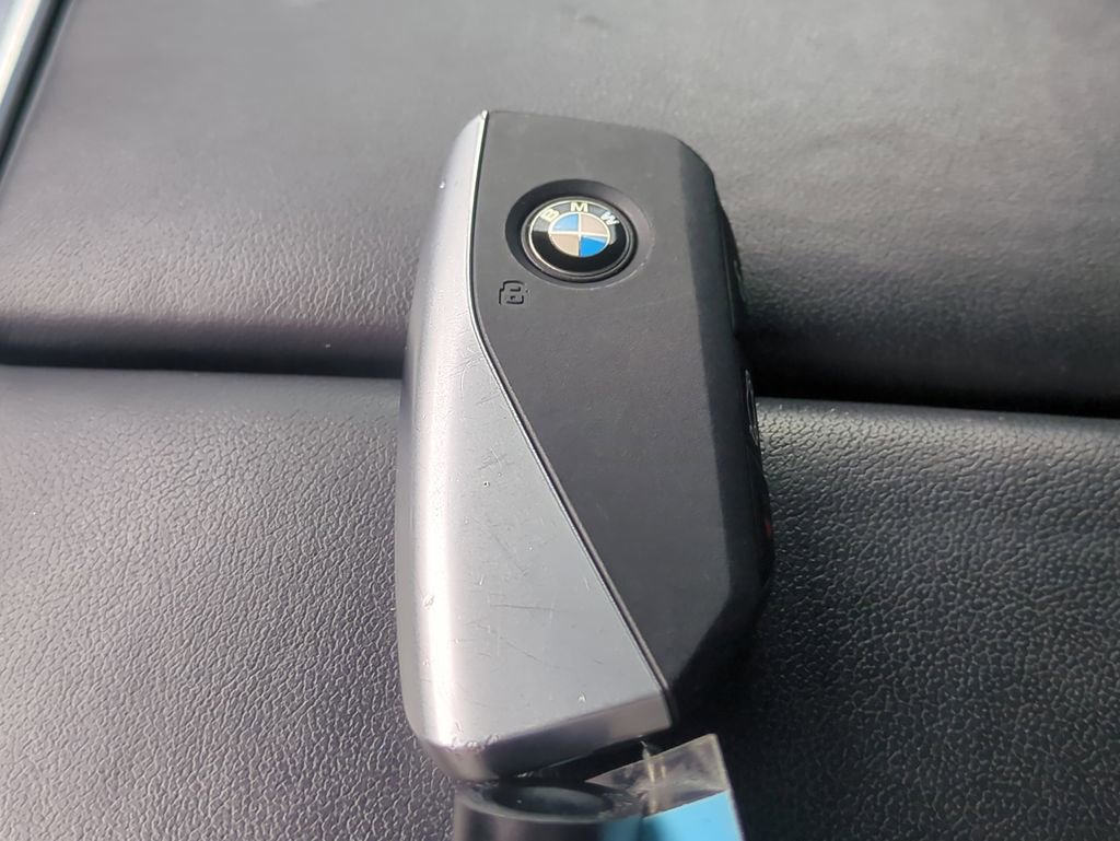 Used 2025 BMW X5 xDrive50e image 34