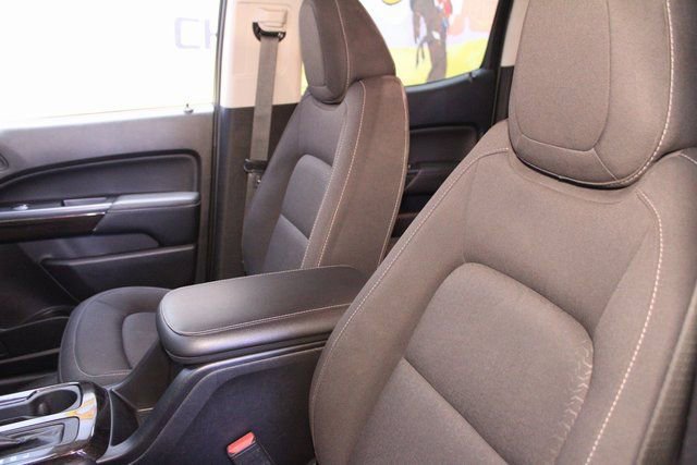 Used 2019 GMC Canyon SLE image 17
