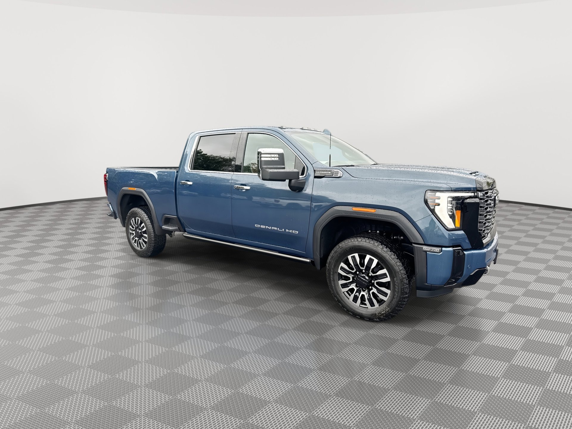 New 2026 GMC Sierra 2500 Denali Ultimate AWD/4WD image 2