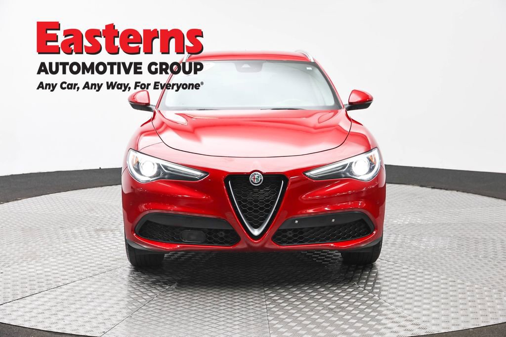 Used 2020 Alfa Romeo Stelvio AWD image 2