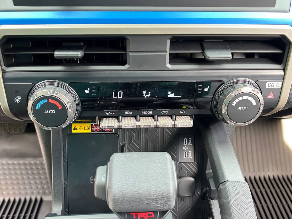 New 2025 Toyota Tacoma TRD Off-Road w/ TRD Off Road Upgrade Package image 19