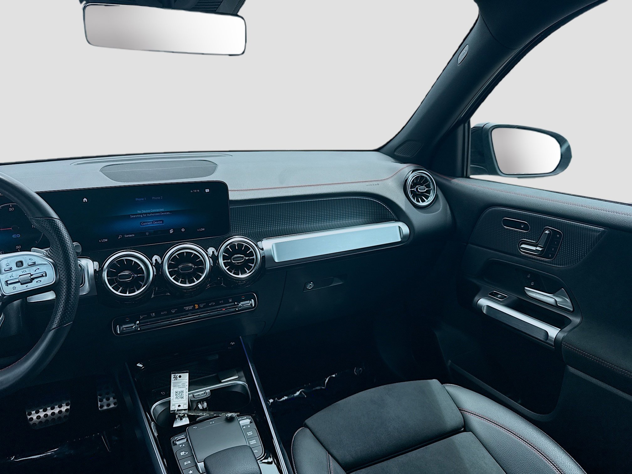 Used 2023 Mercedes-Benz EQB 300 4MATIC image 22
